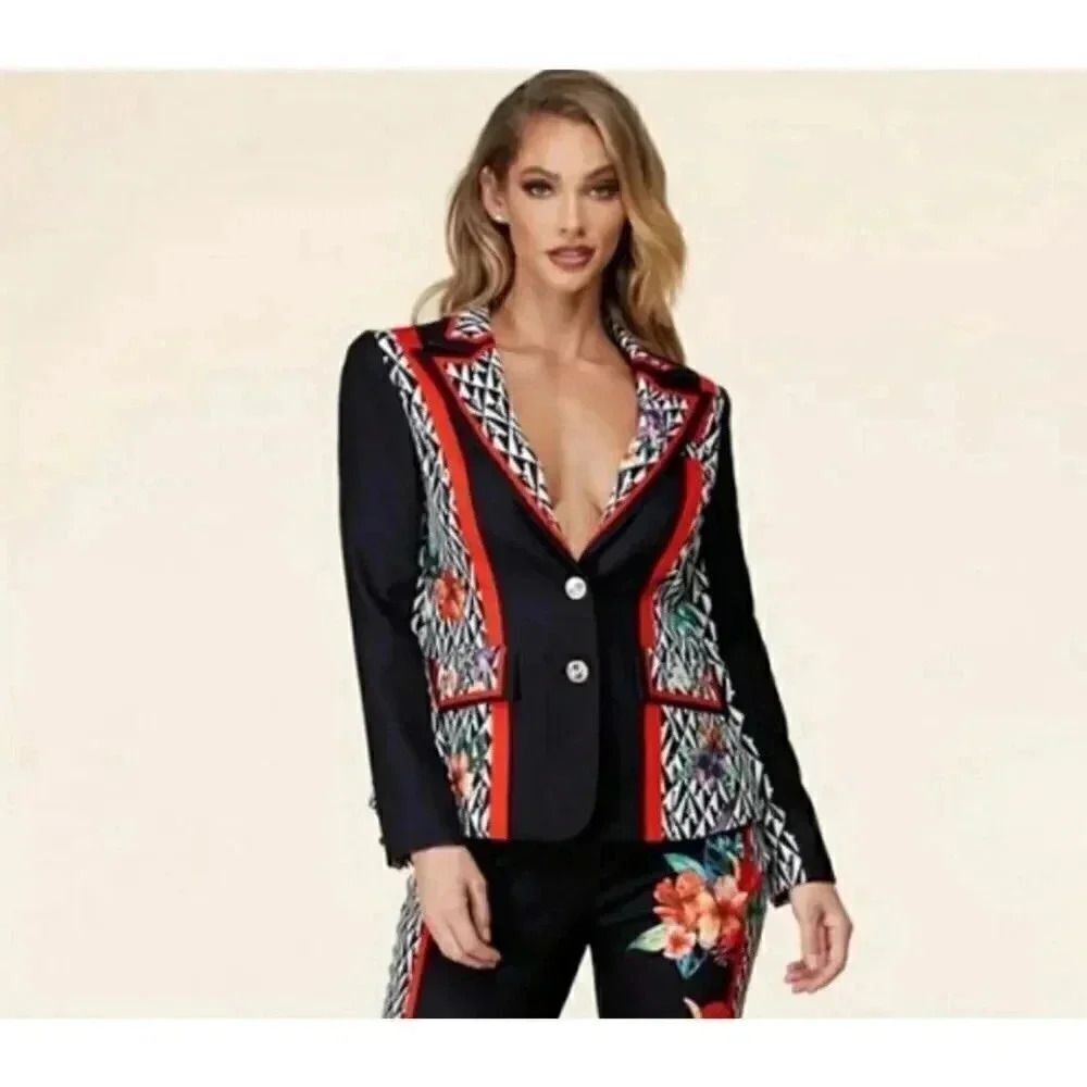Latiste Black Ref Floral Blazer Collared neckline Long sleeves SZ 1X #2210